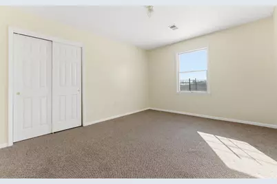 30 Elm Ct, Bayonne, NJ 07002 - Photo 32