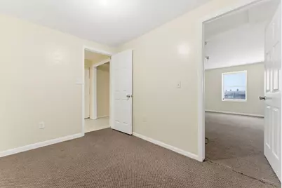 30 Elm Ct, Bayonne, NJ 07002 - Photo 34