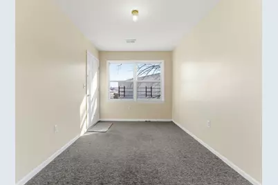 30 Elm Ct, Bayonne, NJ 07002 - Photo 22