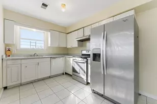 30 Elm Ct, Bayonne, NJ 07002 - Photo 28