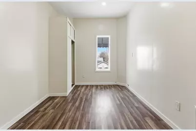 176 Thorne St, Jersey City, NJ 07307 - Photo 12