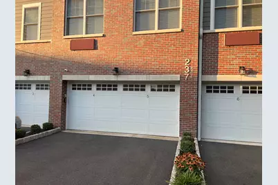 237 Lincoln Ave #201A, Cliffside Park, NJ 07010 - Photo 2