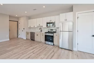 201-205 Randolph Ave #105, Jersey City, NJ 07305 - Photo 2