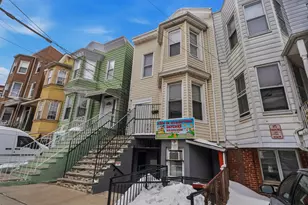 725 17th St, Union City, NJ 07087 - Photo 2