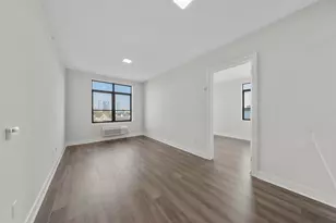 121 34th St, Union City, NJ 07087 - Photo 6