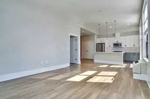 32 Oakland Ave, Jersey City, NJ 07306 - Photo 4