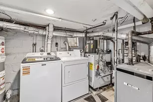 649 Liberty Ave, Jersey City, NJ 07307 - Photo 32