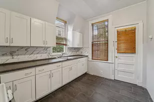 9 Howard Pl, Jersey City, NJ 07306 - Photo 10