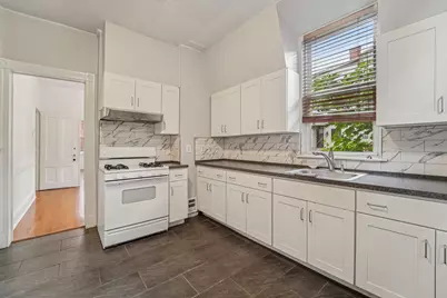 9 Howard Pl, Jersey City, NJ 07306 - Photo 12