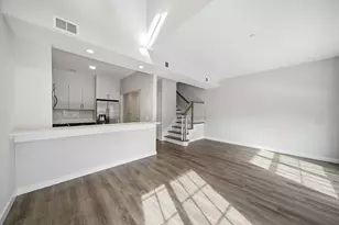 764 New Bridge Rd, Teaneck Township, NJ 07666 - Photo 14