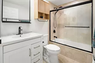 2 Constitution Ct, Hoboken, NJ 07030 - Photo 10