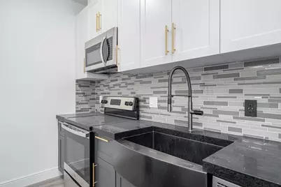 211 Baldwin Ave #506, Jersey City, NJ 07306 - Photo 4