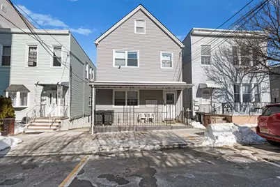 126 69th St, Guttenberg, NJ 07093 - Photo 2