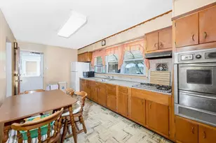 134 W 49th St, Bayonne, NJ 07002 - Photo 8