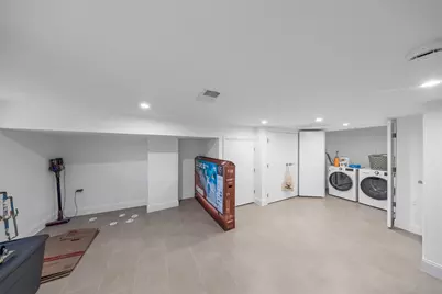 155 Laidlaw Ave #1, Jersey City, NJ 07306 - Photo 10