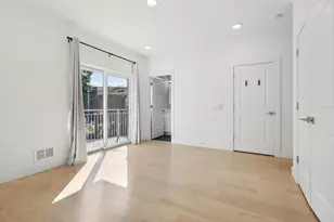 131 Zabriskie St, Jersey City, NJ 07307 - Photo 32