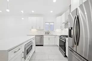 131 Zabriskie St, Jersey City, NJ 07307 - Photo 14
