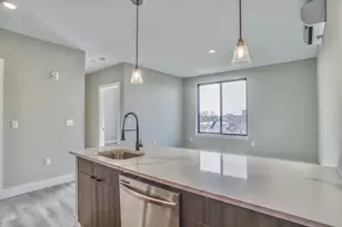 3516 John F. Kennedy Blvd, Jersey City, NJ 07307 - Photo 8