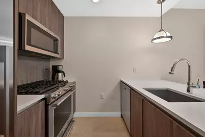 160 1st St #913, Jersey City, NJ 07302 - Photo 10