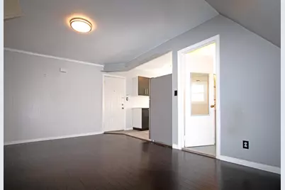 24-26 East 32nd St #3R, Bayonne, NJ 07002 - Photo 2