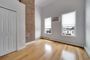 132 Lincoln St, Jersey City, NJ 07307 - Photo 14