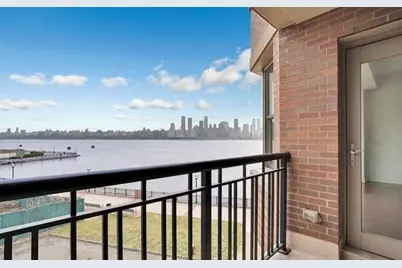 20 Avenue At Port Imperial #237, West New York, NJ 07093 - Photo 16