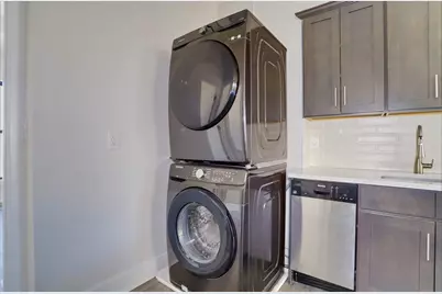 147 Grant Ave #2, Jersey City, NJ 07305 - Photo 18