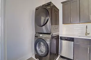 147 Grant Ave, Jersey City, NJ 07305 - Photo 18