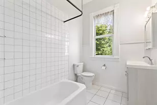 11 Hudson Pl, Weehawken, NJ 07086 - Photo 14