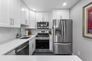 9 Marina Ky, Secaucus, NJ 07094 - Photo 18