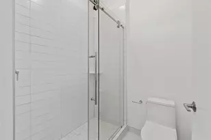 260 Ave E, Bayonne, NJ 07002 - Photo 12