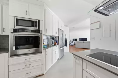 222 Harmon Cove Tower, Secaucus, NJ 07094 - Photo 10