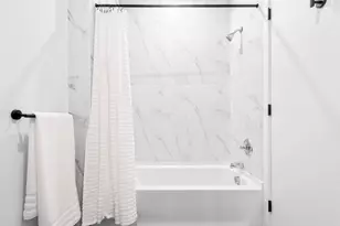 99 Storms Ave, Jersey City, NJ 07306 - Photo 8