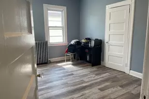 125 Marsellus Pl, Garfield, NJ 07026 - Photo 6