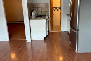 387 Avenue C, Bayonne, NJ 07002 - Photo 2