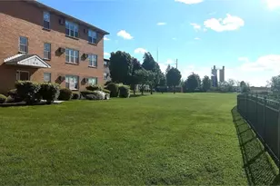 24 Riverview Ct, Secaucus, NJ 07094 - Photo 24