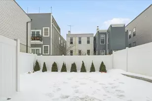 15 Manhattan Ave, Jersey City, NJ 07307 - Photo 18