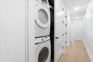 15 Manhattan Ave, Jersey City, NJ 07307 - Photo 6