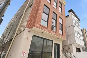 15 Manhattan Ave, Jersey City, NJ 07307 - Photo 20