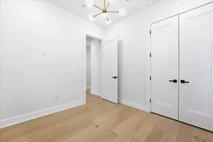 15 Manhattan Ave, Jersey City, NJ 07307 - Photo 10