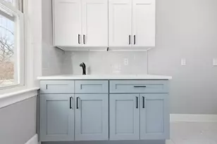 40 Bayview Ave, Jersey City, NJ 07305 - Photo 14