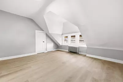 40 Bayview Ave #3, Jersey City, NJ 07305 - Photo 8
