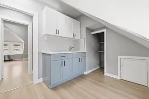 40 Bayview Ave, Jersey City, NJ 07305 - Photo 4