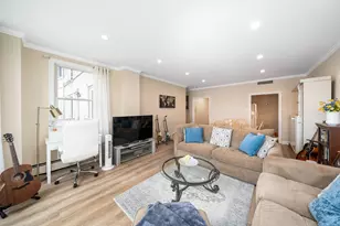 201 Shearwater Ct W, Jersey City, NJ 07305 - Photo 2