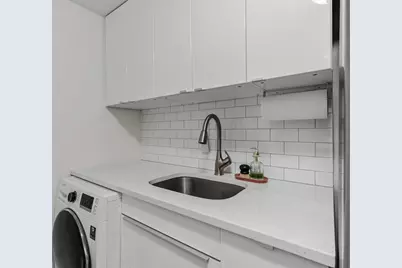 318 38th St #407, Union City, NJ 07087 - Photo 4