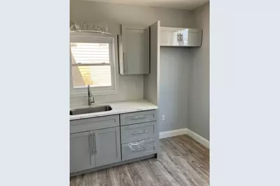 127 West 51st St #1, Bayonne, NJ 07002 - Photo 8
