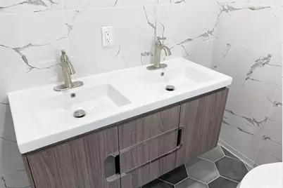 1525 38th St, North Bergen, NJ 07047 - Photo 8