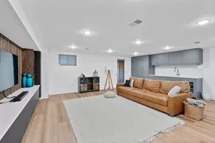 10 Bright St, Jersey City, NJ 07302 - Photo 36