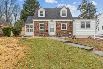 5-08 Essex Pl, Fair Lawn, NJ 07410 - Photo 1