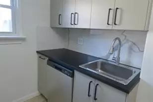 30 Yale Ave, Jersey City, NJ 07304 - Photo 4